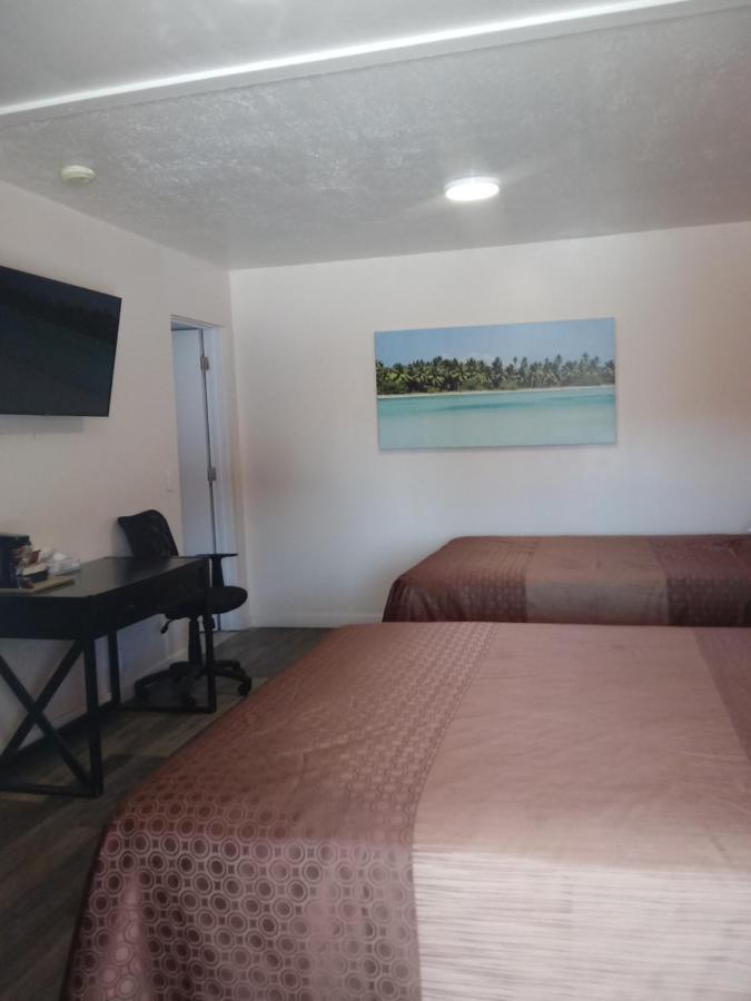 Modoc Inn Alturas Bagian luar foto
