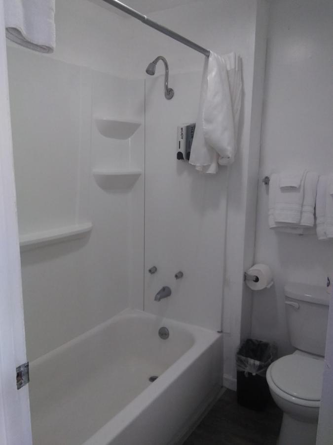 Modoc Inn Alturas Bagian luar foto