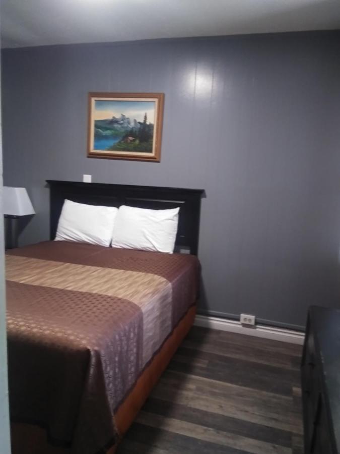 Modoc Inn Alturas Bagian luar foto