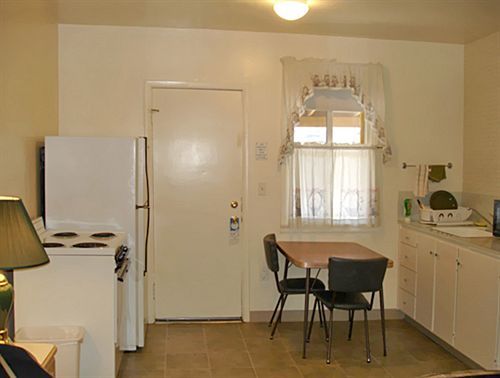 Modoc Inn Alturas Bagian luar foto