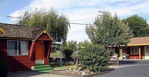 Modoc Inn Alturas Bagian luar foto